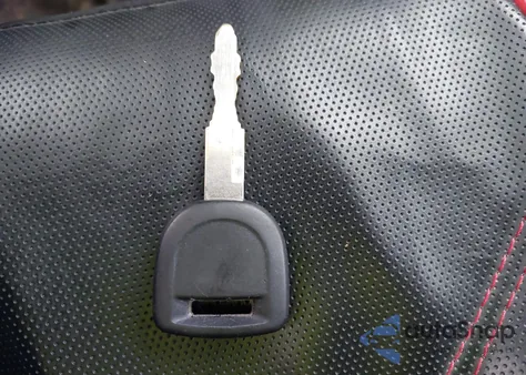 2013 Mazda Mazda3 I Sv z USA, uszkodzony, nr VIN JM1BL1TG9D1784239